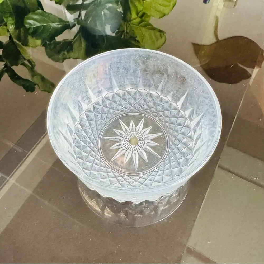 VINTAGE Arcoroc France Clear Glass Diamond Starburst Berry Dessert Small Bowl